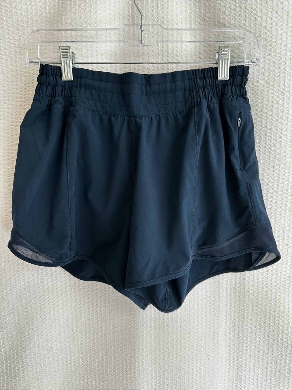 lululemon Hotty Hot Women's Navy Blue  Shorts Size: 6 Tall